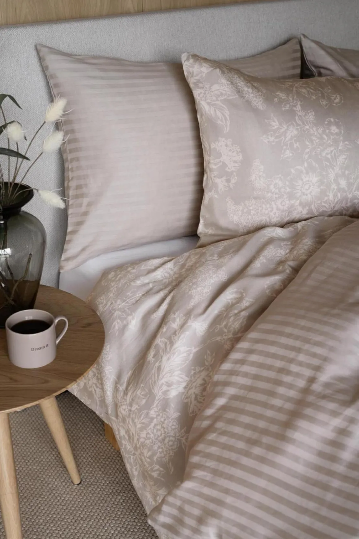 Sengesett Amalia Sateng 140x200 cm, beige