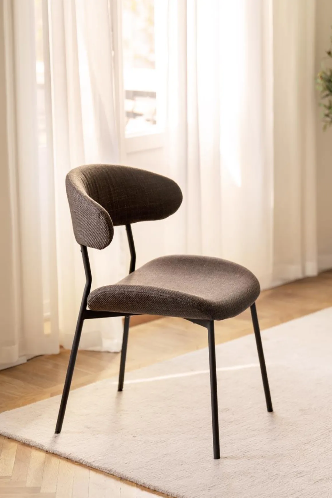 Spisestol Evi brun 1 stk